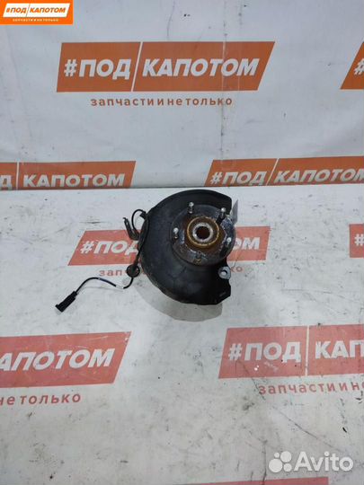 Кулак передний правый Mitsubishi Outlander 2 2007