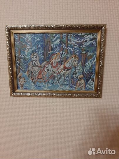 Продам картины вышитые крестиком