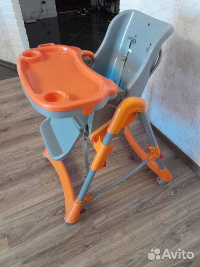 Стул для кормления