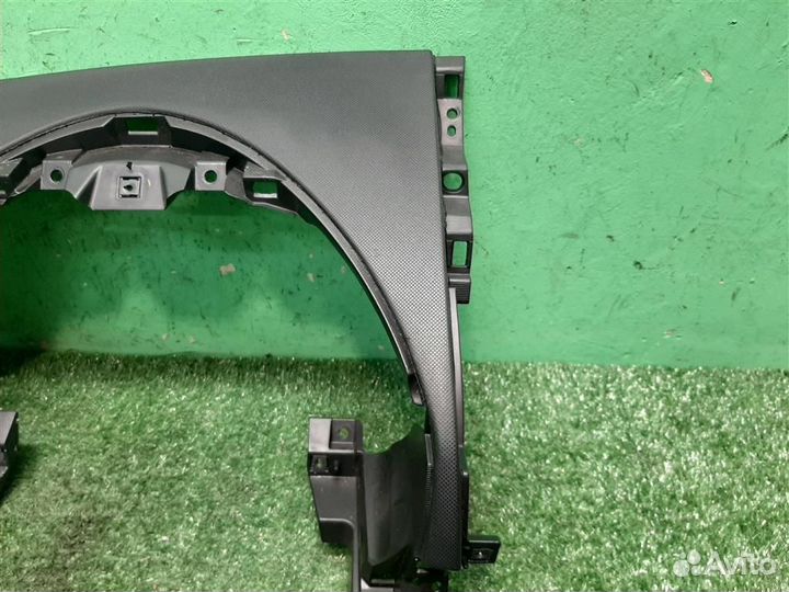 Накладка торпедо Mazda 3 (BK) 2005