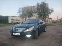 Hyundai Sonata 2.0 AT, 2011, 200 000 км, с пробегом, цена 1 000 000 руб.