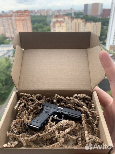 Подарочная коробка в стиле brutal craft