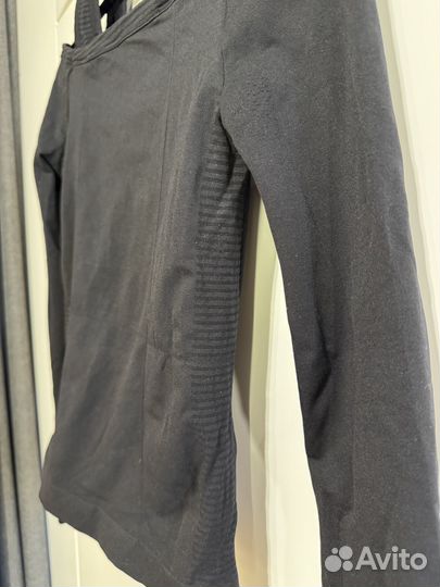 Спортивный лонгслив