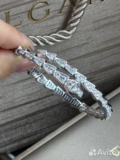 Золотой браслет bvlgari