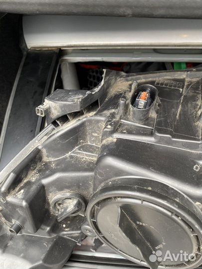 Фара правая Сааб 9-3(ксенон/адаптив)