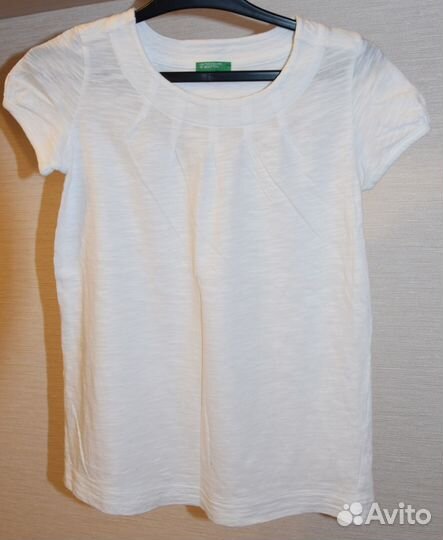 Футболка Benetton новая на 4 г. дышит