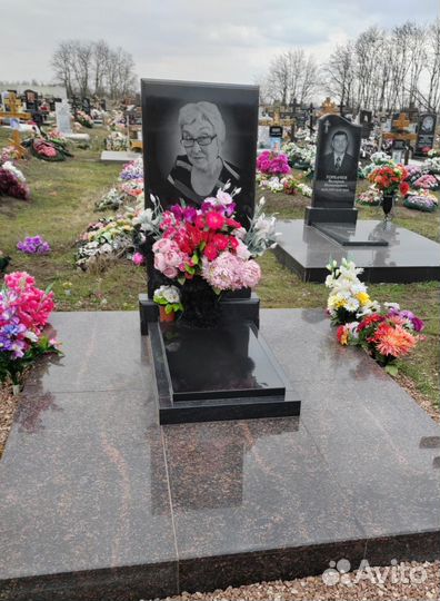 Памятники из гранита