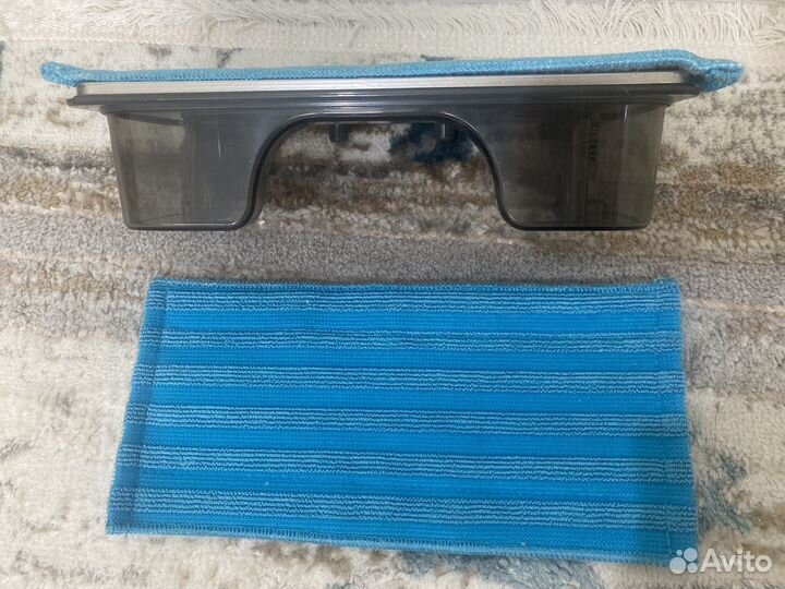 Вертикальный беспроводной пылесос бу