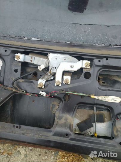 Дверь багажника Ниссан Авенир PNW10 1994 г