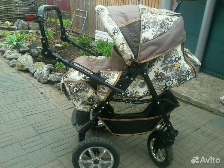 Детская коляска