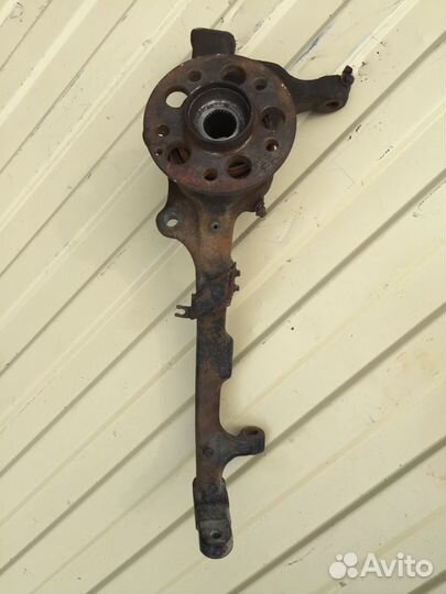 Цапфа передняя левая Mercedes w221 S 350