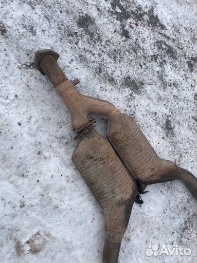 Приёмные трубы audi 100 c 4 2.6-2.8