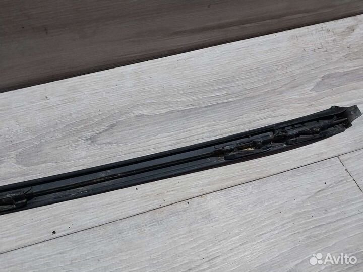 Молдинг заднего стекла Volvo S80 1998-2003