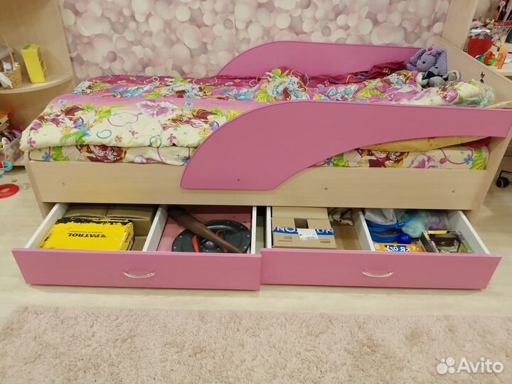 Продам кровать с матрасом бу