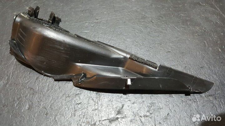 Накладка жабо правая Subaru Impreza Wrx Sti GRB