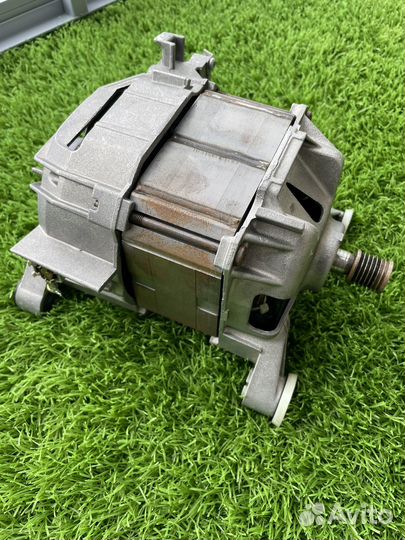 Двигататель стиральной машины Bosch