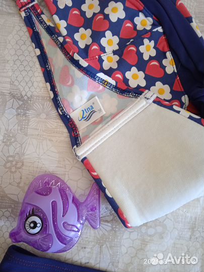 Купальник девочке.Новый.Размер 36