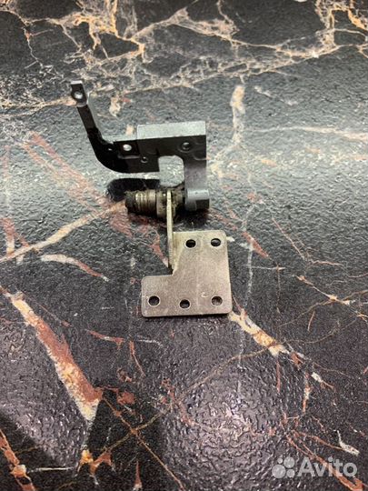 Левая петля Asus k52 a52