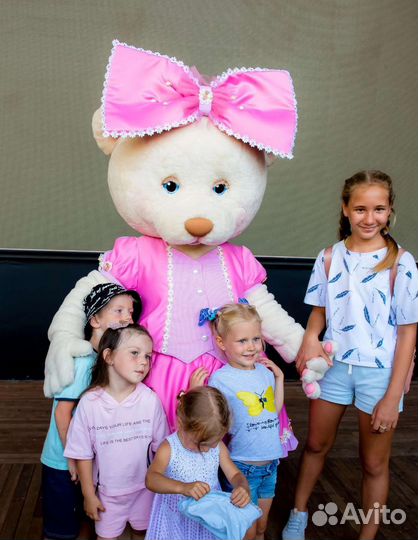 Белый медведь на праздник/Ростовые Куклы