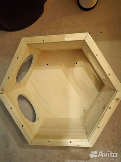 Полка для котов