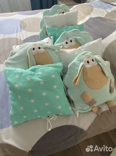 Бортики на детскую кроватку