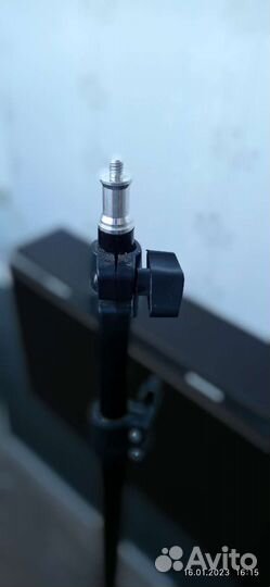 Стойка для осветительных приборов