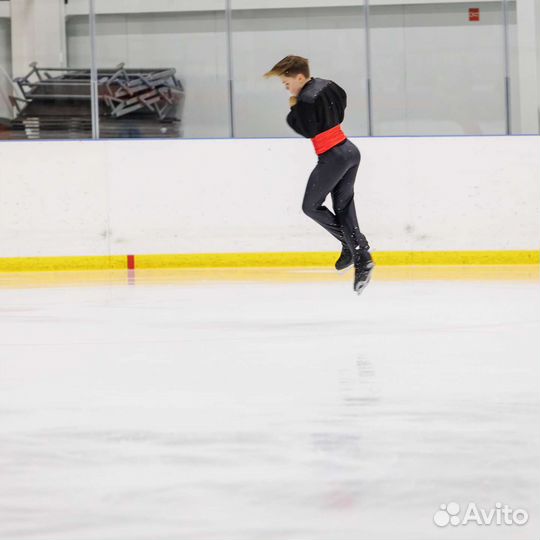 Костюм для фигурного катания