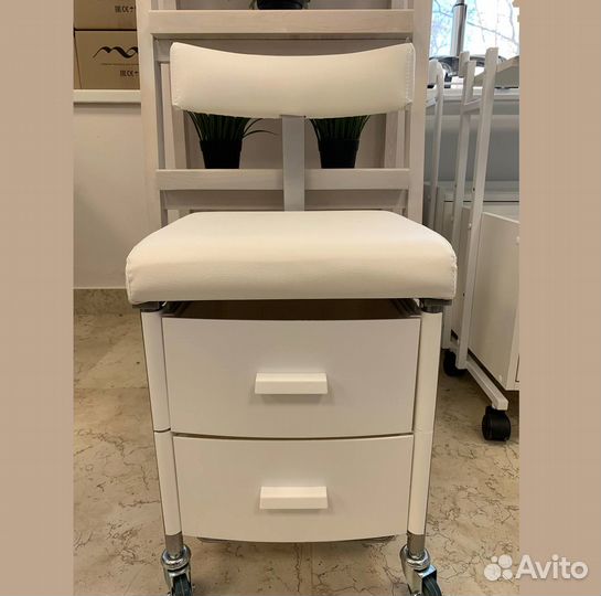 Стул мастера Джерси Плюс со спинкой