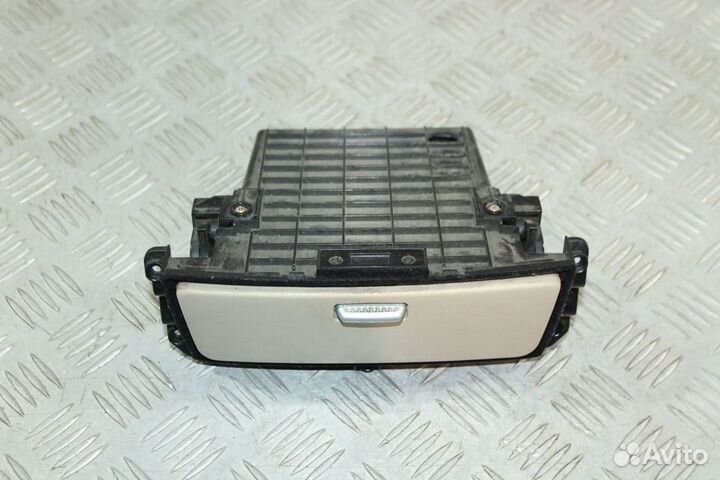 Бардачок центральной консоли Hyundai Grandeur TG