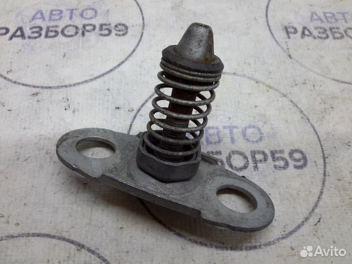 Замок капота BMW X5 E53