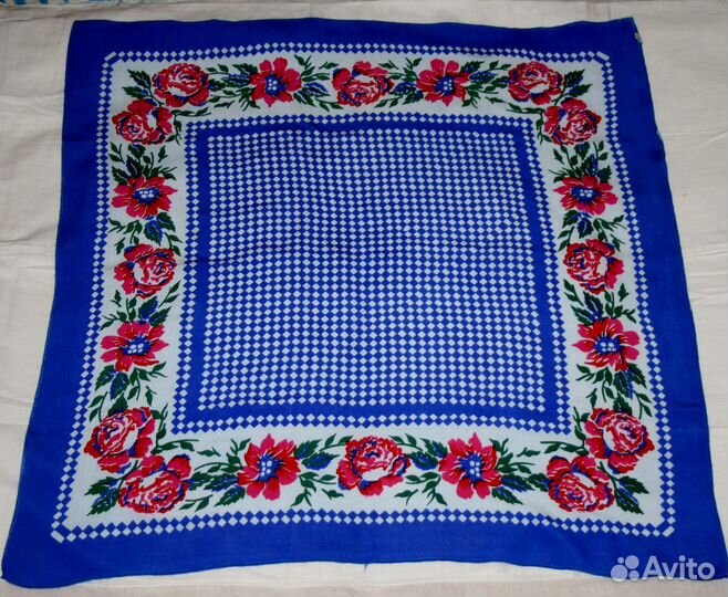 Крепдешиновые платки СССР новые Винтаж