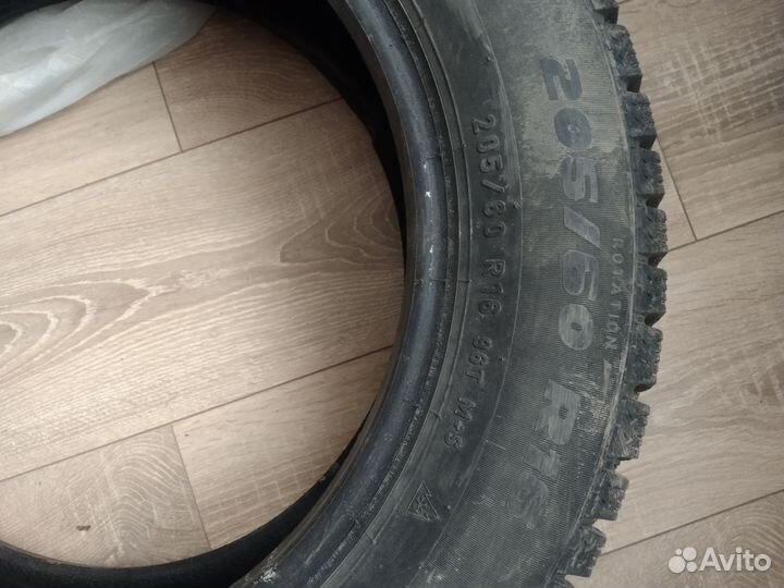 Pirelli Formula Ice 205/60 R16 96