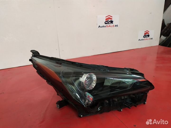 Фара передняя правая Lexus NX