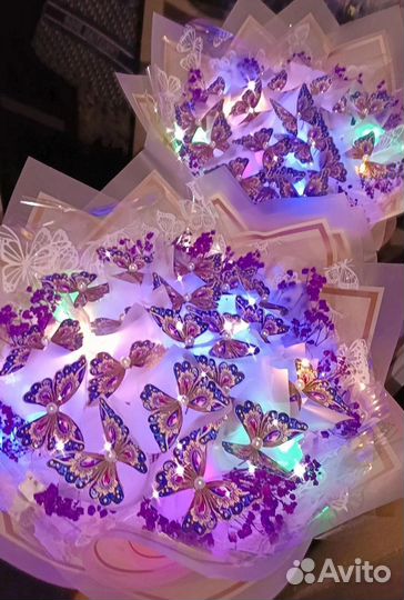 Букет из бабочек в наличии