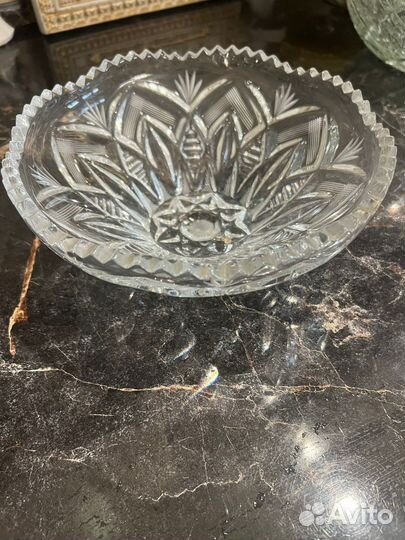 Хрустальная конфетница