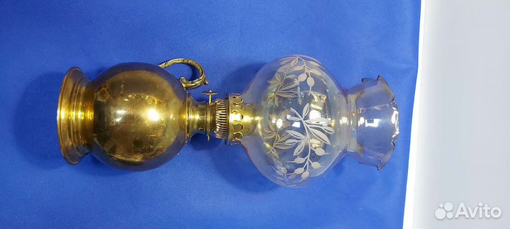 Антикварная Керосиновая лампа бронза