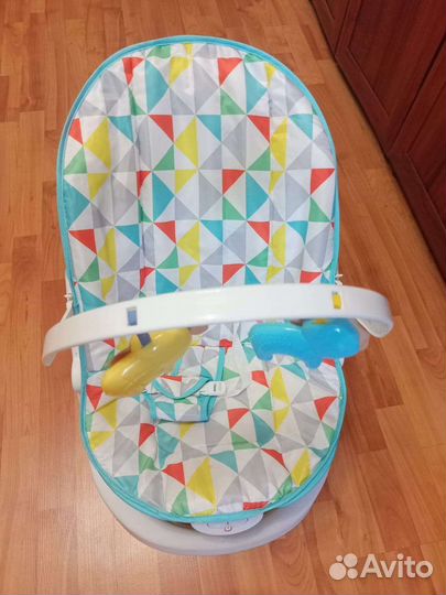 Шезлонг детский