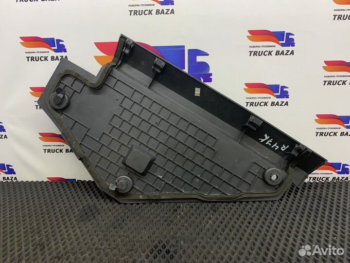 Крышка блока предохранителей Renault T