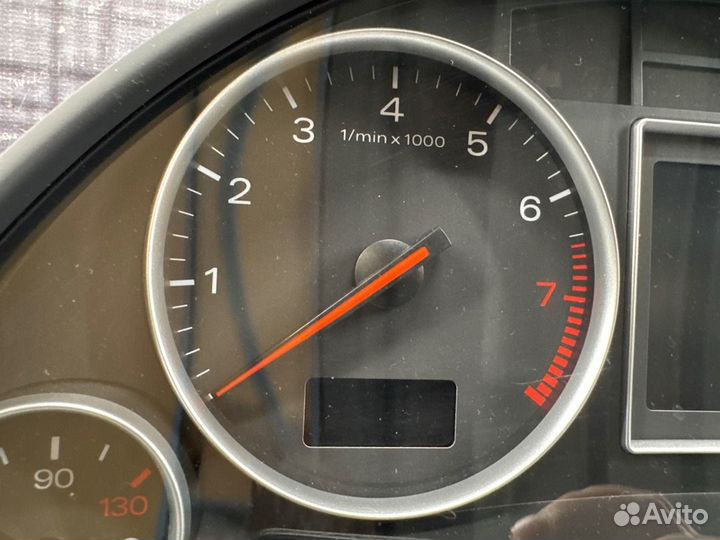 Щиток приборов Audi A4 B6 AMB 2004
