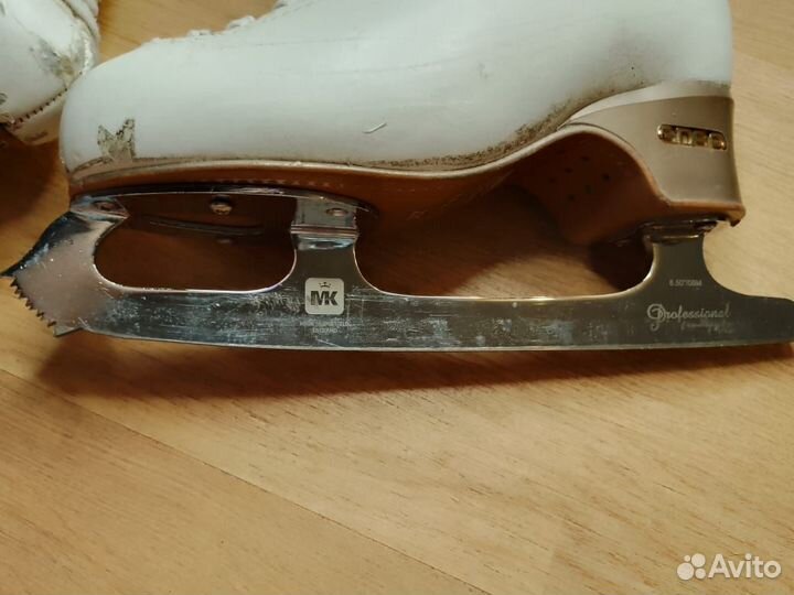 Фигурные коньки edea chorus 230