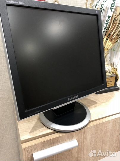 Монитор Samsung