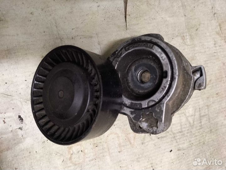 Ролик двигателя N73B60 BMW