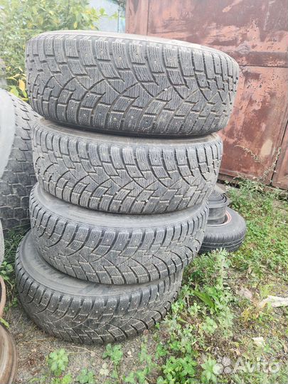 Landsail Ice Star IS37 275/60 R20