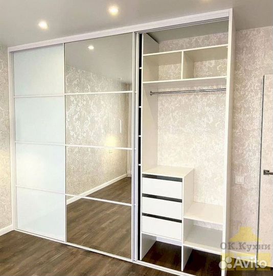 Шкаф в прихожую