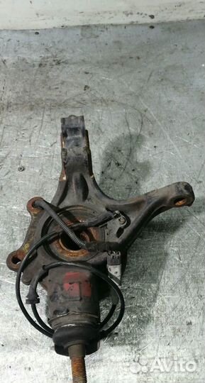 Ступица задняя левая volkswagen golf 3 (1991-2000) 1.9 nn