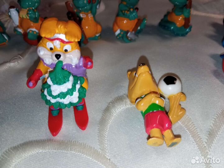Игрушки из киндера 90х