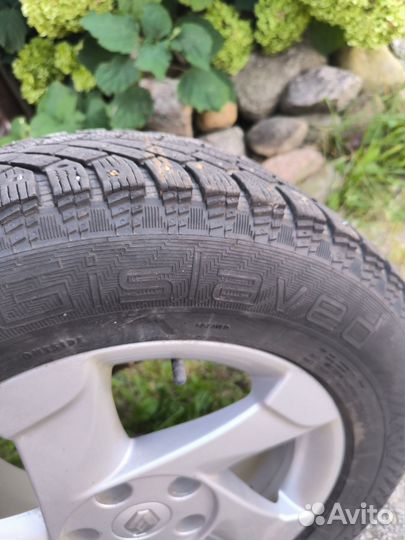 Gislaved Nord Frost 200 215/65 R16 102T