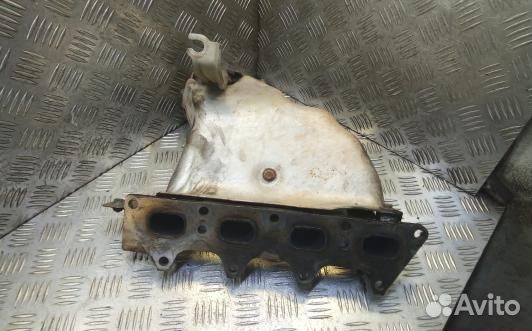 Выпускной коллектор бензиновый renault scenic 2 (1