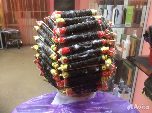 Химическая завивка на пл. Мужества