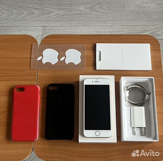 iPhone 7, 32 ГБ